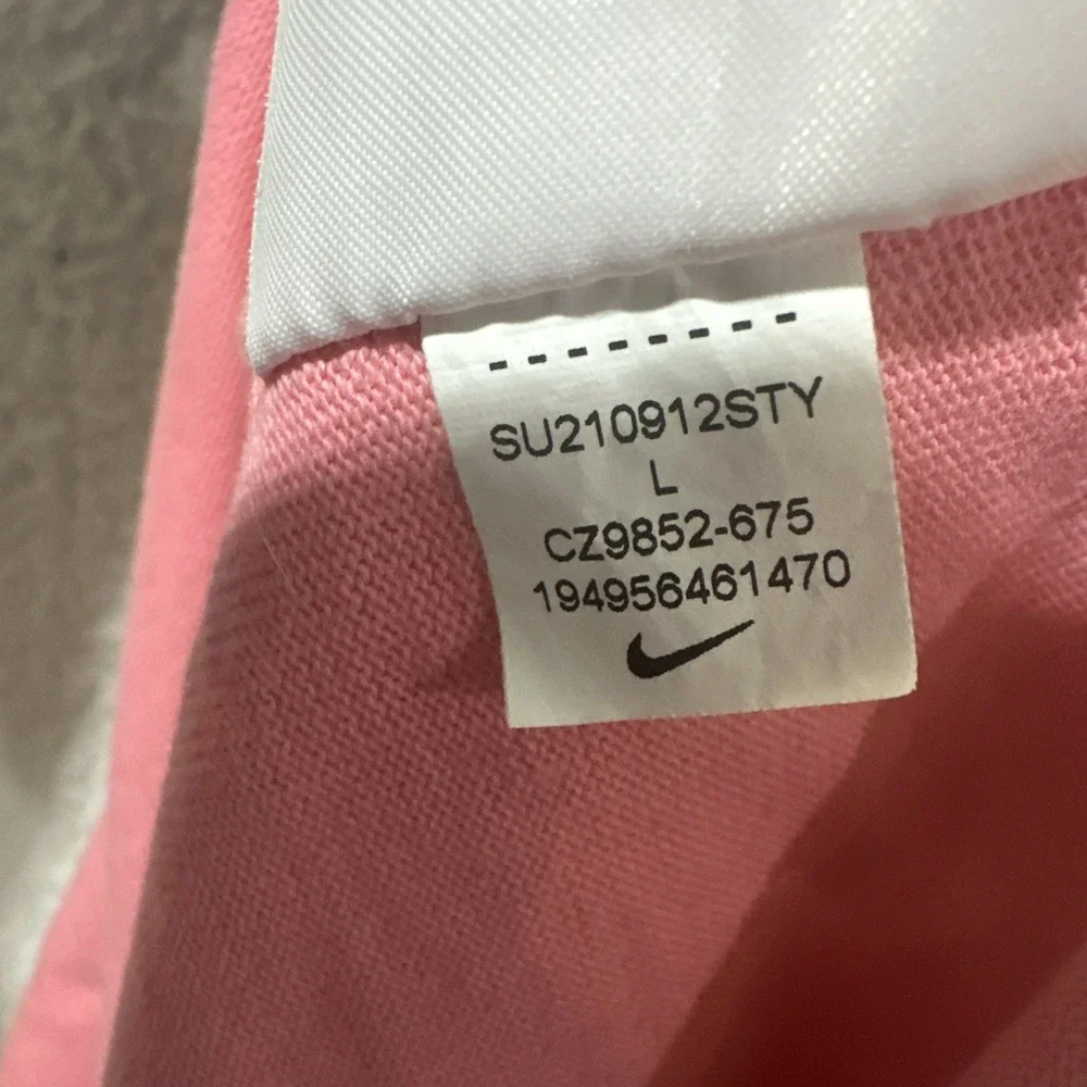 Nike NSW Wash Size‎ L Tank Top Sleeveless Cropped Faded Pink Logo Patch Back